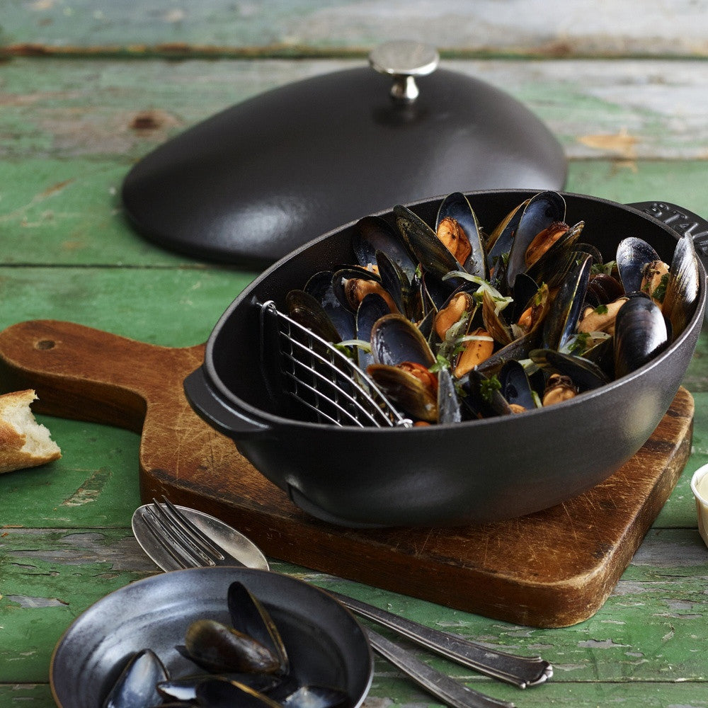 25 cm - Staub Specialities Cozziera Ovale In Ghisa