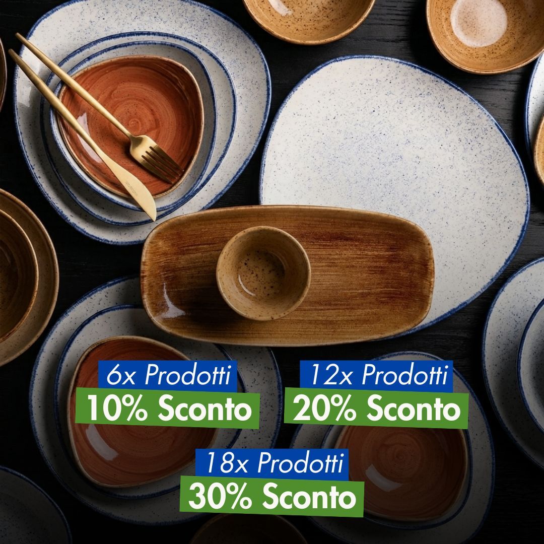 Set di piatti in ceramica di varia forma e colore, con posate dorate. Presenta sconti su più prodotti. Sfondo scuro.