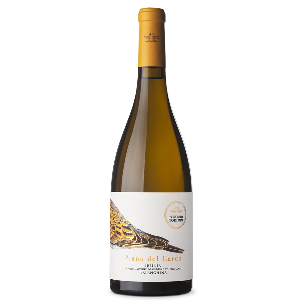 Bottiglia di vino bianco con etichetta bianca che mostra un'ala di uccello marrone e gialla e testo Passo delle Tortore Piano del Cardo Irpinia