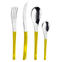 Set di posate composto da forchetta, coltello, cucchiaio e cucchiaino con manico giallo lucido in plastica e
