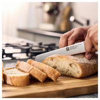 20 cm - Zwilling 4 Stars Coltello Pane Seghettato In Acciaio Inox