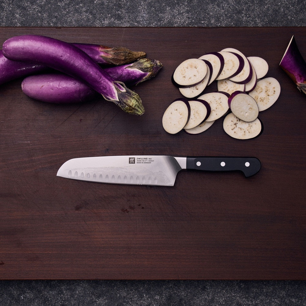 18 cm - Zwilling Pro Coltello Cucina Santoku Alveolato In Acciaio Inox