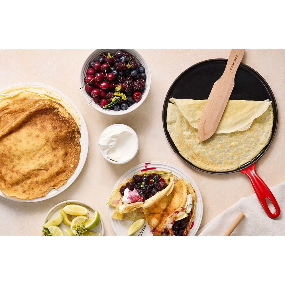 27 cm - Round Cast Iron Crepe Maker with Wooden Spatula
