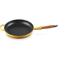 28 cm - Le Creuset Evolution Padella Bassa In Ghisa Vetrificata Con Manico In Legno