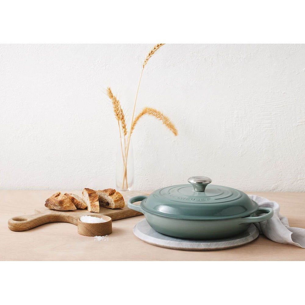 30 cm - Cocotte Evolution Round Cast Iron Sauté Pan
