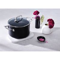 Les Forgées Non-Stick Aluminum Casserole