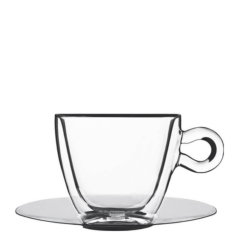 Taza transparente de cristal con asa redonda apoyada en platillo redondo transparente